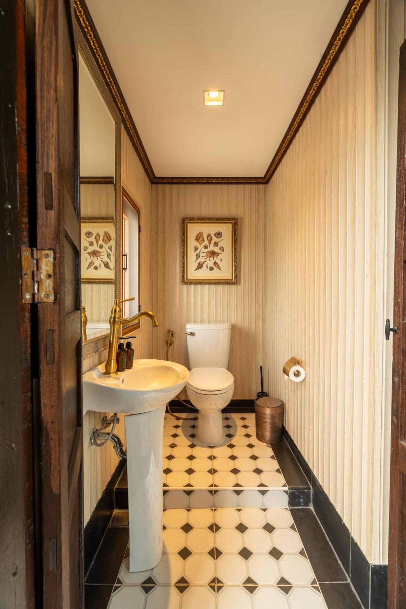 Akara House Sukhothai - Luxury Riverside Residence Dış mekan fotoğraf