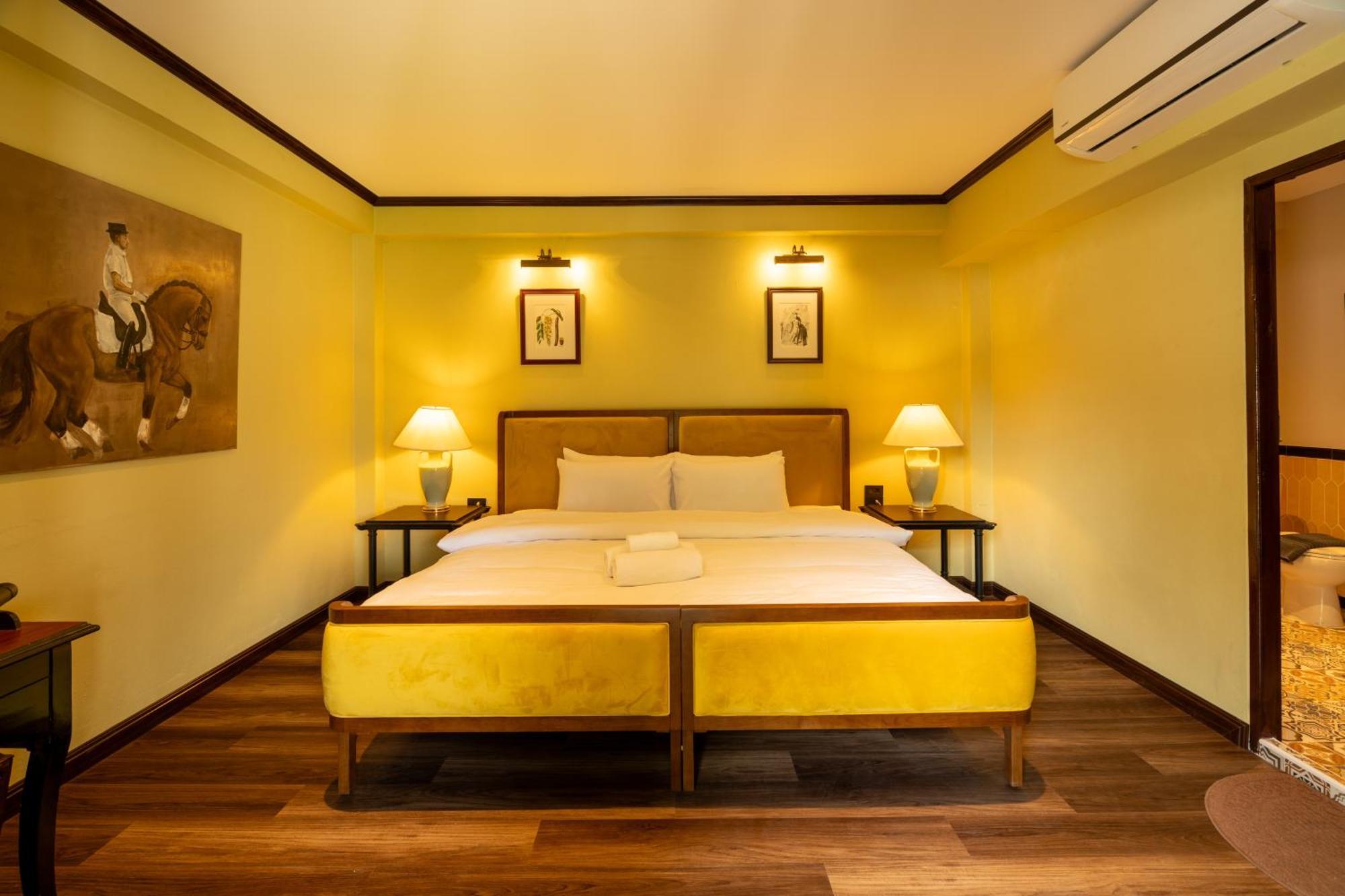 Akara House Sukhothai - Luxury Riverside Residence Dış mekan fotoğraf