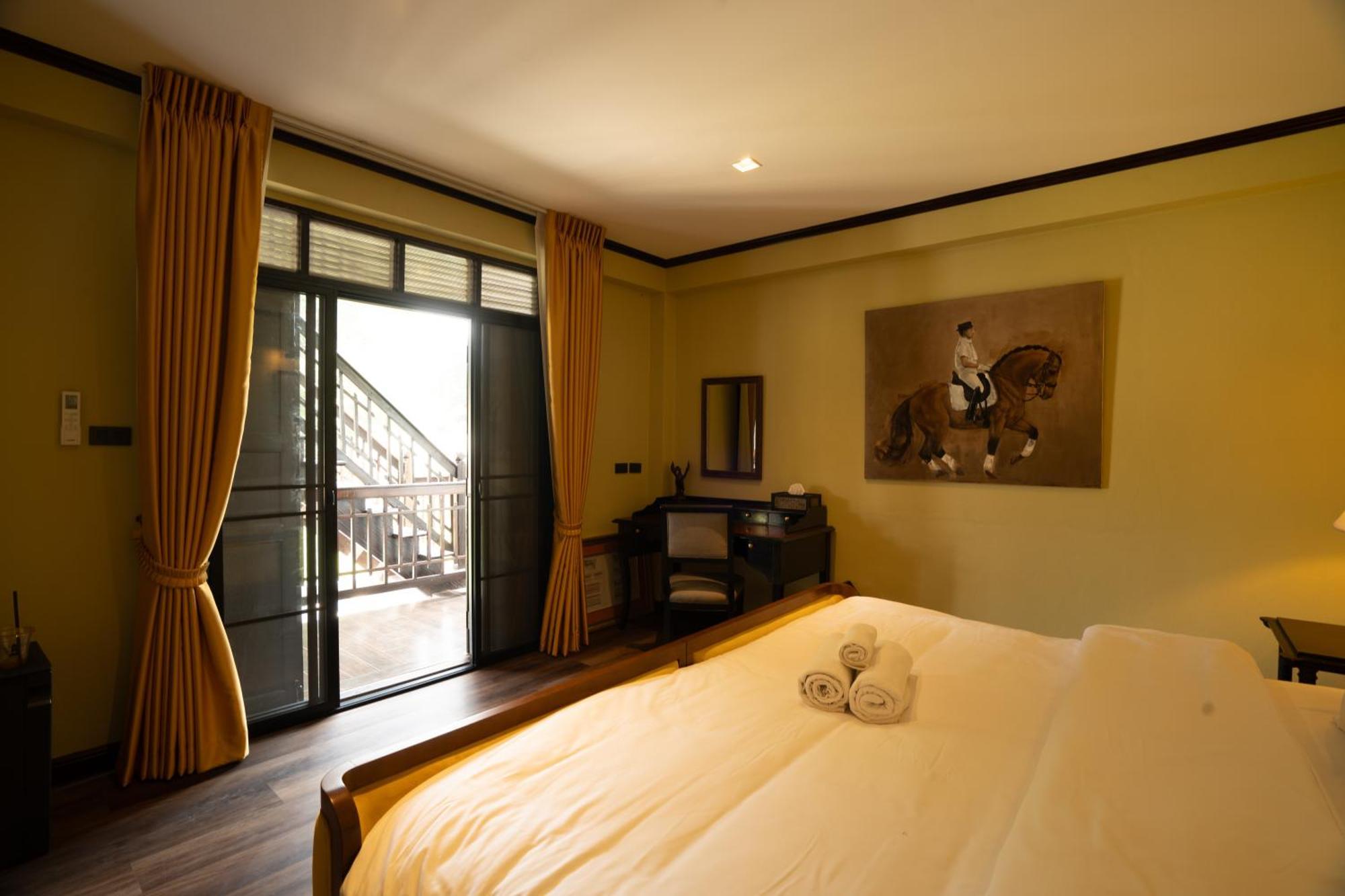 Akara House Sukhothai - Luxury Riverside Residence Dış mekan fotoğraf